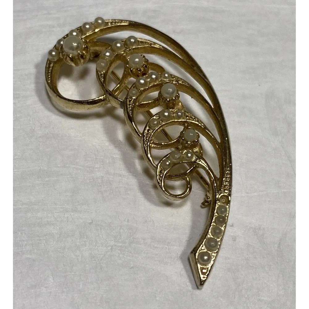 Vintage Faux Pearl Brooch Gold Tone Branch
